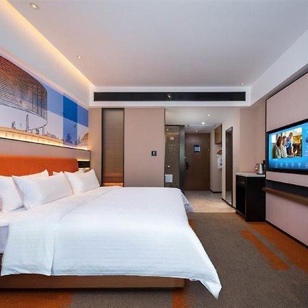 Hampton By Hilton Huizhou Zhongkai Hi-Tech Zone Hotel Buitenkant foto